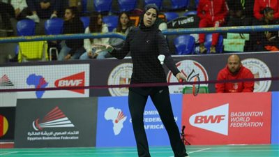 أدهم حاتم وضحى هاني يحملان آمال مصر بنصف نهائي إفريقيا للريشة الطائرة