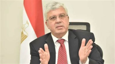 أيمن عاشور: القيادة السياسية تولي اهتمامًا كبيرًا بالجامعات