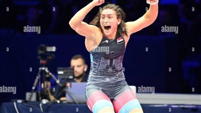 سمر حمزة تحقق ذهبية بطولة السويد الدولية