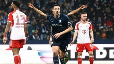 بوخوم يحقق فوزا مثيرا علي بايرن ميونخ 3 ـ 2 في الدوري الألماني لكرة القدم