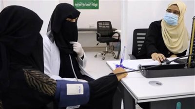 مركز الملك سلمان للإغاثة يقدم خدمات طبية في محافظتي حجة والحديدة باليمن