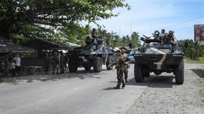 مقتل وإصابة 10 جنود فلبينيين في اشتباكات مع مسلحين جنوبي البلاد