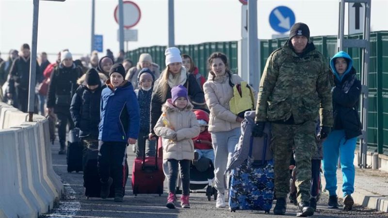 لاجئون فارون من أوكرانيا