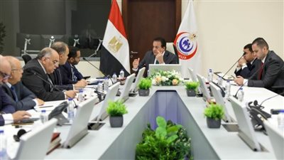 وزير الصحة يدرج مبادرة الألف يوم الذهبية ضمن الهيكل التنظيمي للوزارة