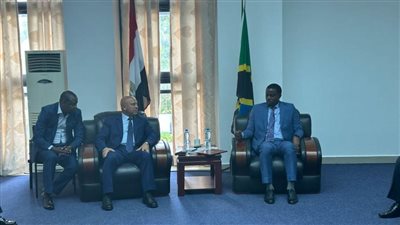 تعاون مشترك بين مصر وتنزانيا في مجال الطرق