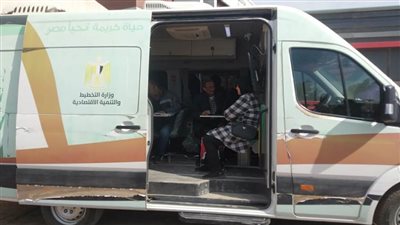 استمرار تشغيل سيارات الخدمات التكنولوجية المتنقلة بقرى مركز دمنهور