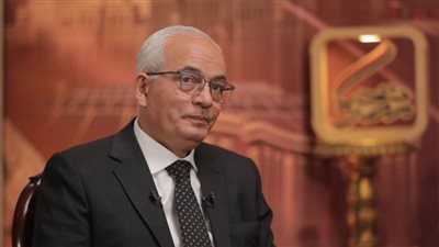 وزيرالتعليم يطمئن هاتفيًا من محافظ الوادي الجديد على حالة الطلاب المصابين في حادث 