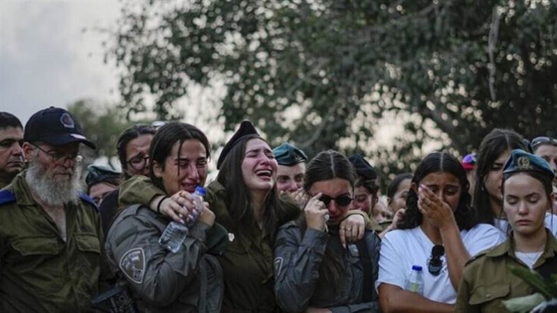 إسرائيليات يبكين