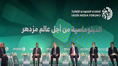 السفير المصري بالسعودية أحمد فاروق يشدد على دور الدبلوماسية في حل الخلافات