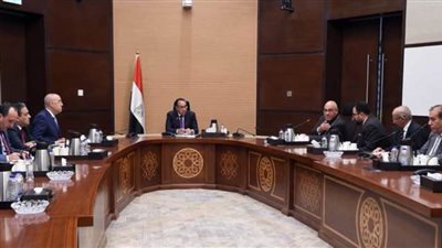 رئيس الوزراء يلتقي مسؤولي تحالف مصري - سعودي لتنفيذ مشروعات بالمملكة