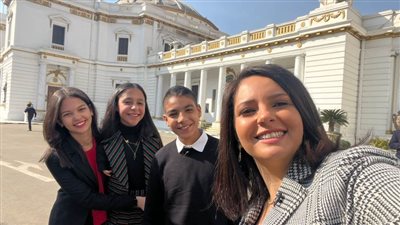 لأول مرة.. المذيع الصغير بجولة خاصة داخل مبنى النواب على شاشة dmc