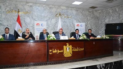 محافظ سوهاج يشهد ختام البرنامج التدريبي الثاني 