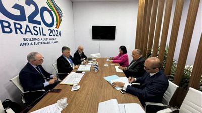 وزير الخارجية يبحث مع نظرائه من بوليفيا وأوروجواي والبرتغال تعزيز العلاقات والوضع بغزة