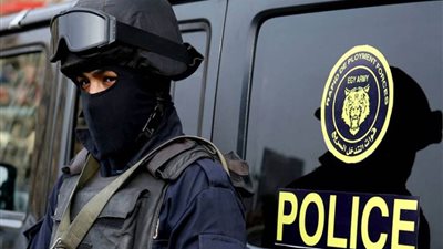 القبض على 5 موظفين بوحدة محلية بمحافظة المنيا 