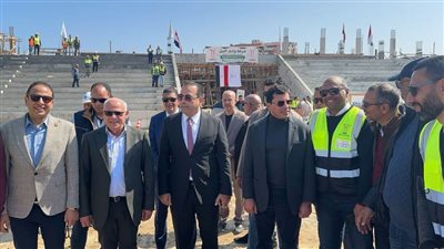 محمود حسين يعلن إنجاز 65% من الأعمال الإنشائية لاستاد النادي المصري