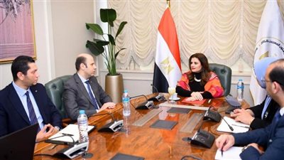 وزارة الهجرة تدعو المصريين بالخارج للمشاركة في الاحتفاء بأبطال القوات المسلحة