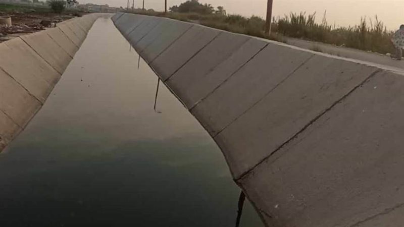 تبطين الترع