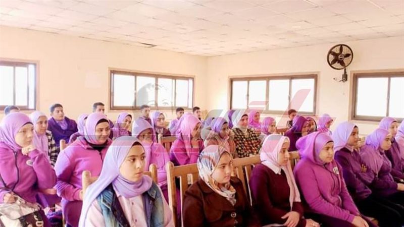 خلال الندوة