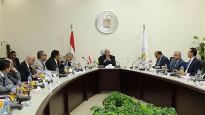 أيمن عاشور: زيادة الشراكات الدولية في مجال التعليم العالي تعكس الثقة في الاستثمار في مصر