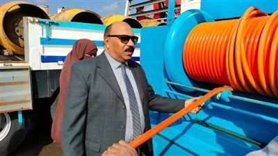  تطهير شبكات الصرف الصحي وتركيب مطابق بالوعات بالسويس والإسماعيلية وبورسعيد 