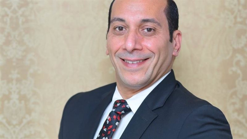 الدكتور محمد فاروق