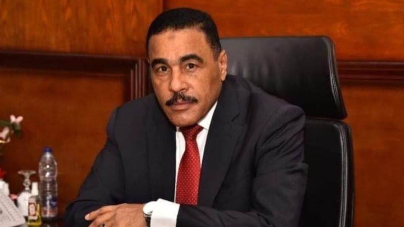 محافظ مطروح خالد