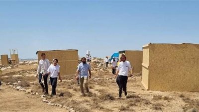 مستعمرون يقتحمون 12 مسكنا ويعتدون على أصحابها شمال غرب أريحا