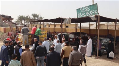 طرح طيور حية وبيض بمنفذ محطة دواجن بني سويف في رمضان 