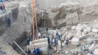 اكتشاف أثري.. العثور على مقبرة أثرية أثناء حفر مشروع إنشاء مستشفى بنها الجديد 