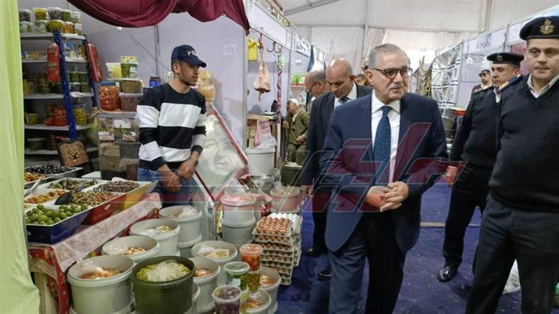 جولة المحافظ