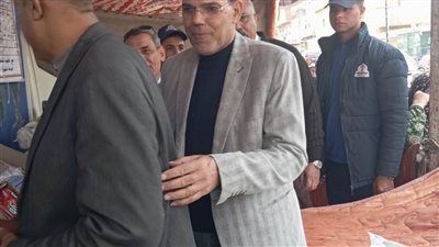 محافظ الإسكندرية يشدد على ردع كافة الممارسات الاحتكارية داخل الأسواق