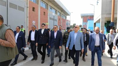 عاجل.. وزير الإسكان ومحافظ الشرقية يتفقدان سير العمل بمحطة مياه الشرب ببلبيس