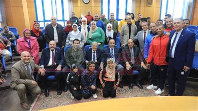 محافظ المنيا يشيد بجهود الدولة فى تمكين ذوى الاعاقة خلال احتفالية 