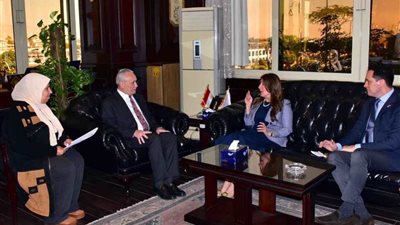 محافظ الاقصر يبحث مع السفيرة الأمريكية بالقاهرة تعزيز التعاون