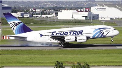 مصر للطيران تلغي رحلتين الخميس والجمعة المقبلين بسبب إضراب بمطار بميونخ