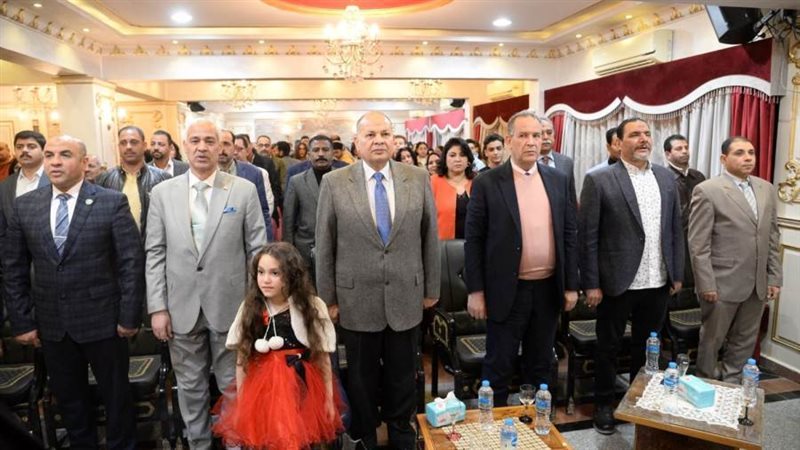 محافظ أسيوط يشهد
