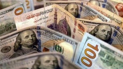 عاجل.. تطورات أسعار صرف الدولار مقابل الجنيه المصري في تعاملات اليوم