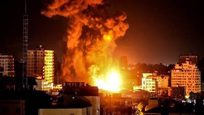 عاجل| استشهاد وإصابة عشرات الفلسطينيين في غارات إسرائيلية على قطاع غزة