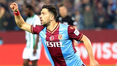 تريزيجيه يسجل ويصنع في فوز 