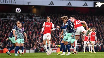 أرسنال يحلق في الصدارة منتظرًا قمة ليفربول والسيتي