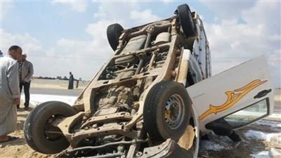 إصابة 5 أشخاص في انقلاب سيارة داخل ترعة بأسوان