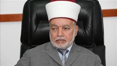 عاجل.. مُفتي فلسطين يدين الاعتداء على مقبرة باب الرحمة المُلاصقة للأقصى