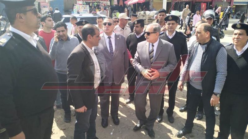 محافظ كفرالشيخ ومدير