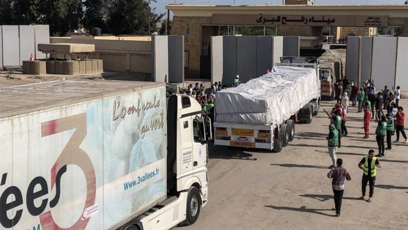 شاحنة مساعدات إنسانية