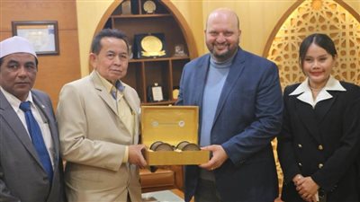 مستشار مفتي الجمهورية يستقبل وفدًا تايلانديًّا من 