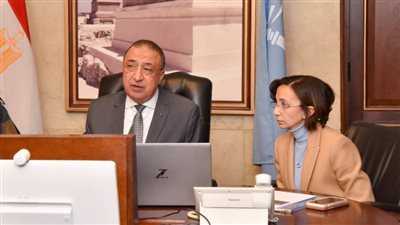 محافظ الإسكندرية يجتمع مع وفد البنك الدولي في اليابان لمناقشة تقرير البنك