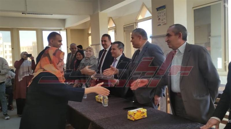 رئيس جامعة كفر الشيخ