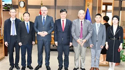 توقيع مذكرة التفاهم المشترك بين جامعة قناة السويس.. وجامعة 