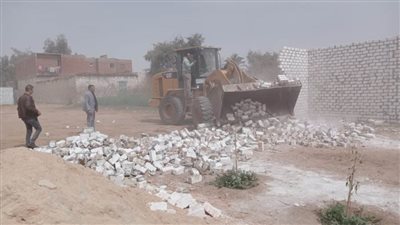 محافظ أسيوط إزالة 13 حالة تعدٍ على أملاك دولة بمركزي الفتح وديروط ضمن المرحلة الثانية من الموجة الـ 22
