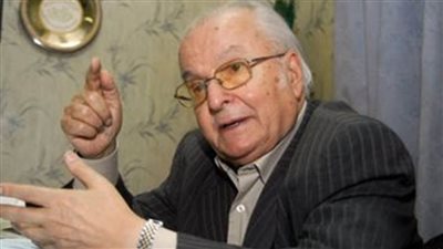 اتحاد الأطباء العرب ينعى الدكتور حمدي السيد نقيب أطباء مصر الأسبق